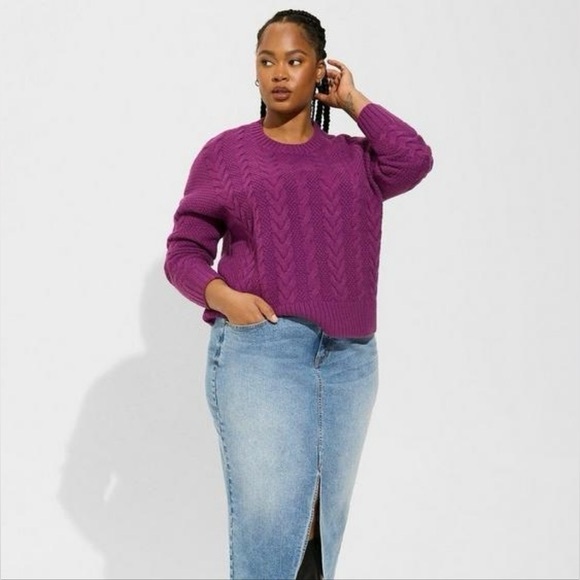 Torrid Cable Crop Pullover Sweater NWT - Picture 3 of 7